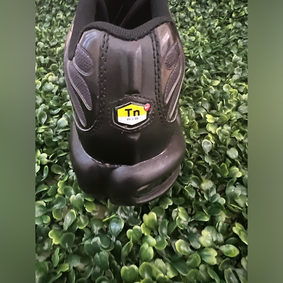 NIKE AIR MAX PLUS TN FOR MEN SIZE 8.5 - Picture 4 of 5